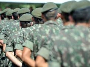 MILITAR REFORMADO MANTM DIREITO A INTERNAO DOMICILIAR (FUSEX)